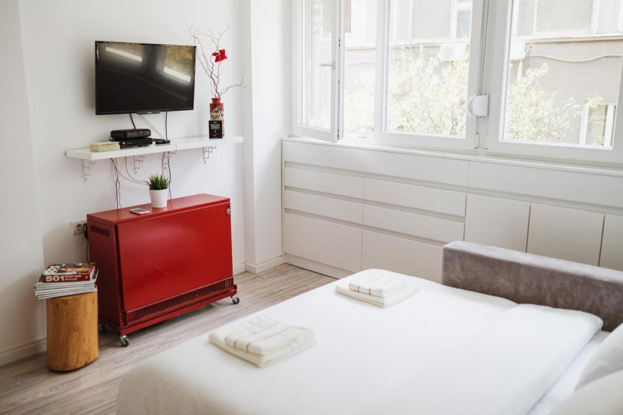 City Center Studio Belgrado Esterno foto